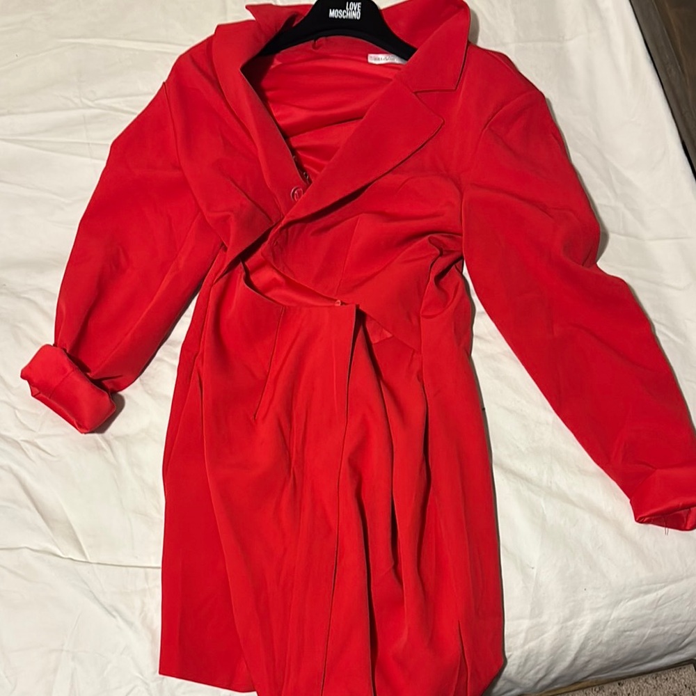 Open midrif cocktail dress